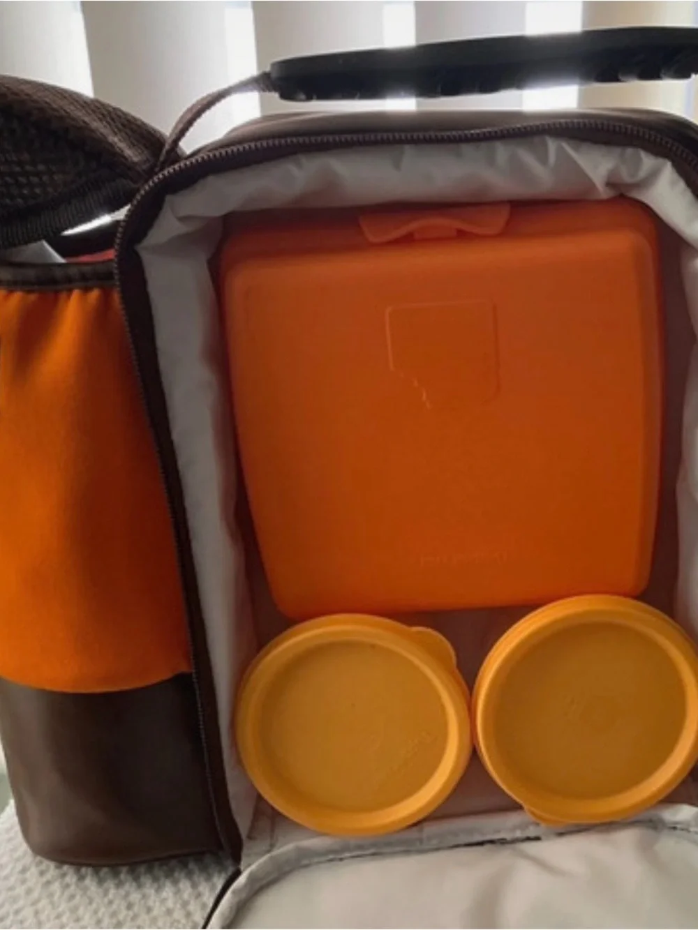 authentic, retro-styled Tupperware Insulated Lunch Bag with Beverage Holder